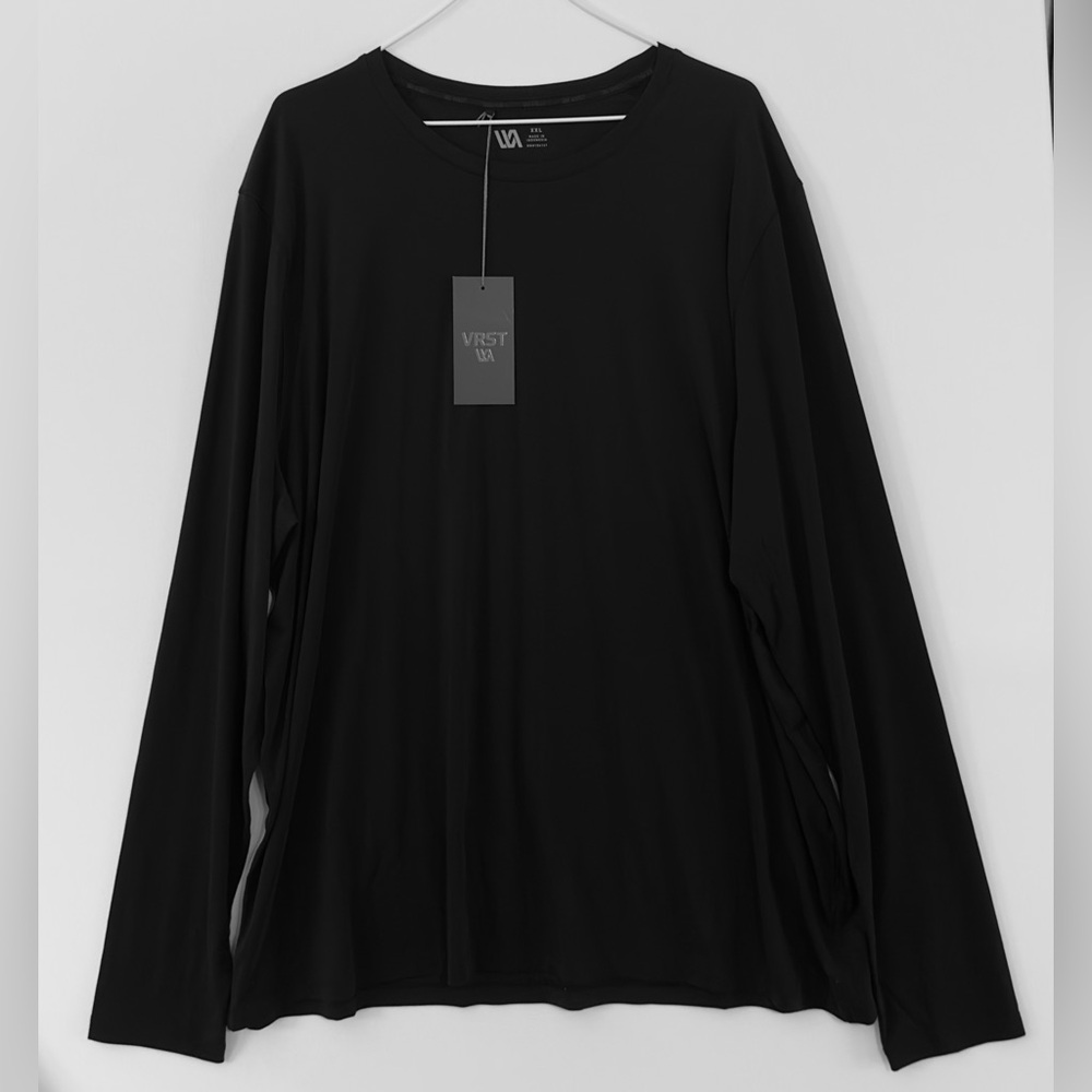 Versa Black Long Sleeve Women's Top